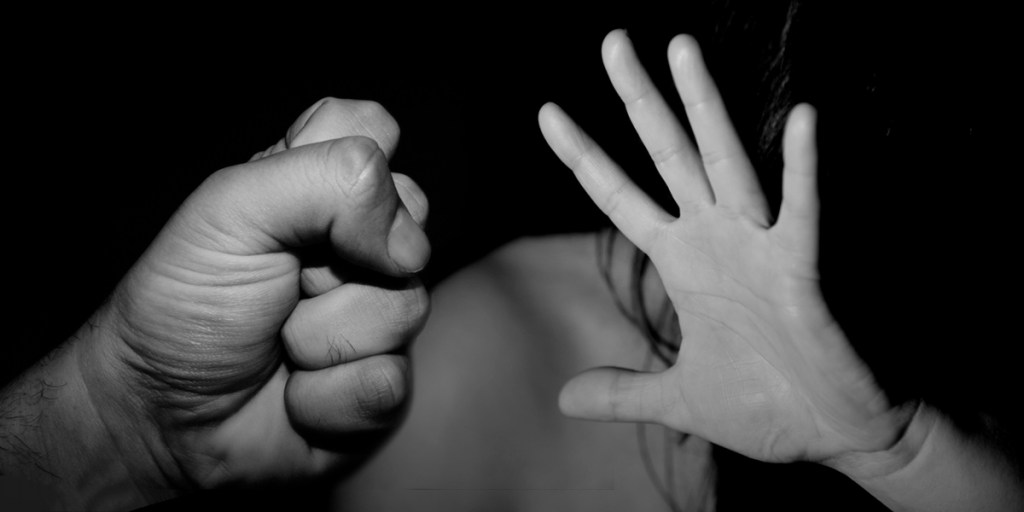 APREHENDEN A PRÓFUGO DE VÍCTIMA DE TENTATIVA DE FEMINICIDIO DE UNA PERIODISTA